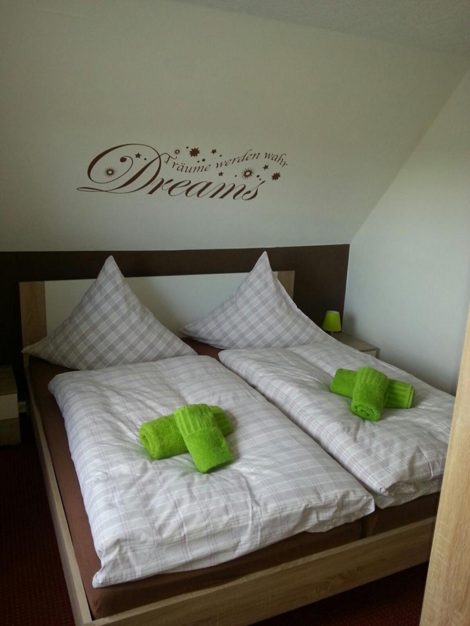 Ferienwohnung "Bittner" Altratjensdorf Exterior photo